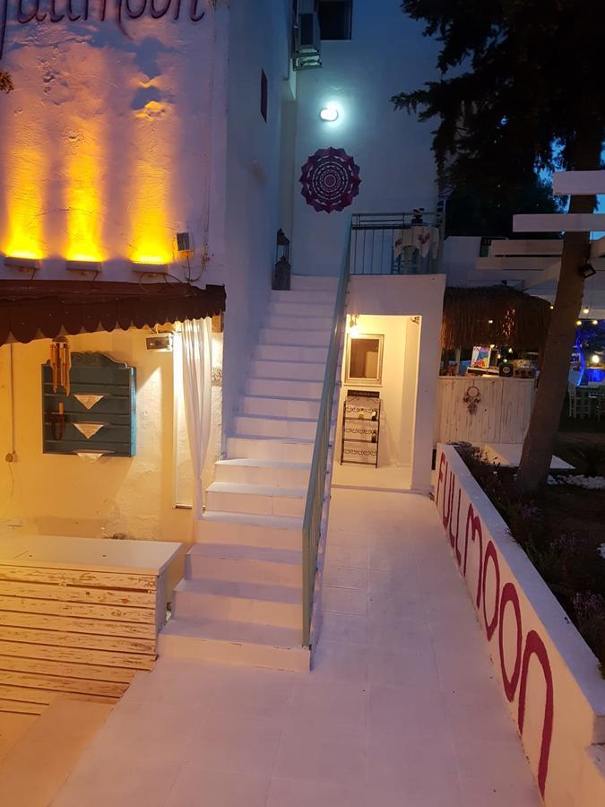 Fullmoon Rooms Cesme Exterior photo