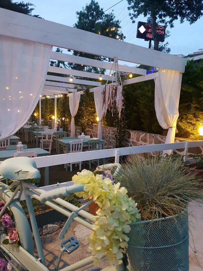 Fullmoon Rooms Cesme Exterior photo