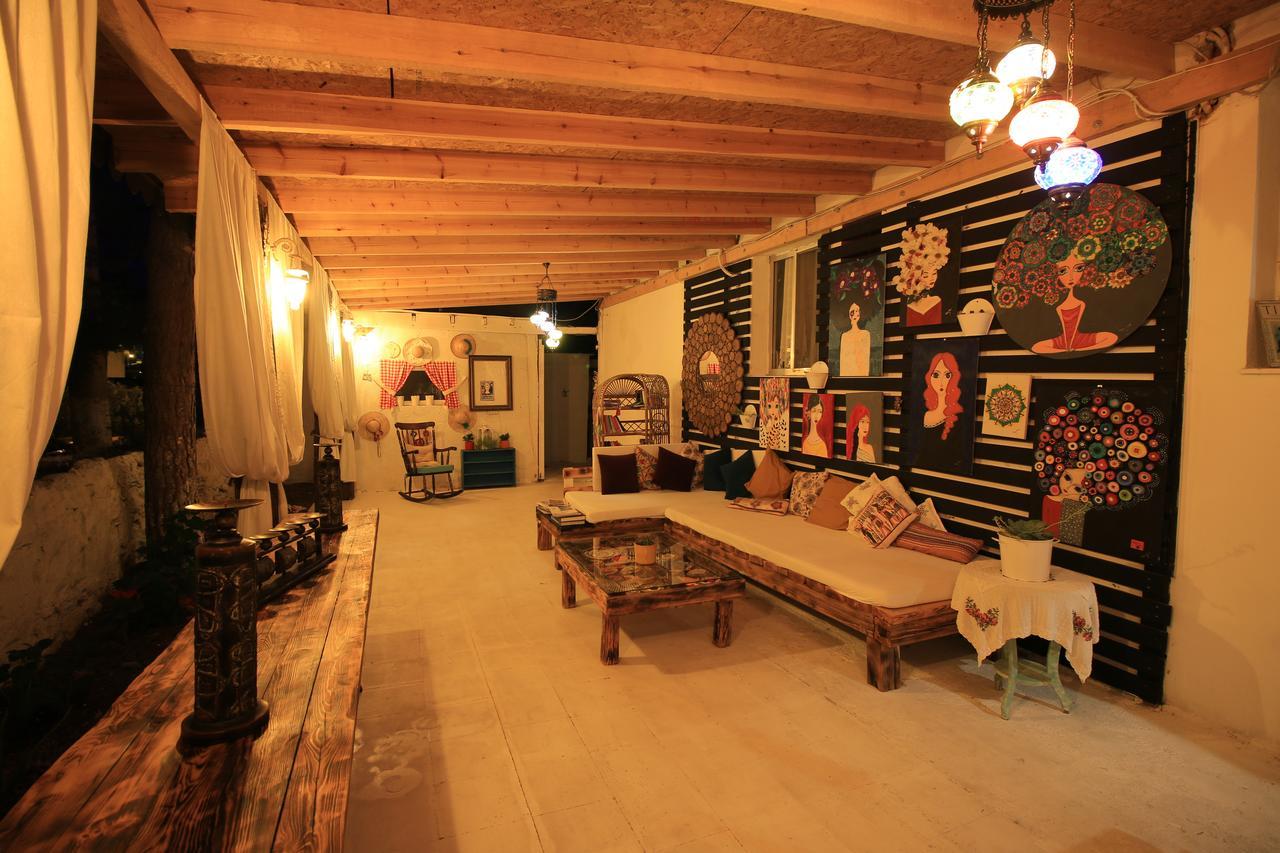 Fullmoon Rooms Cesme Exterior photo