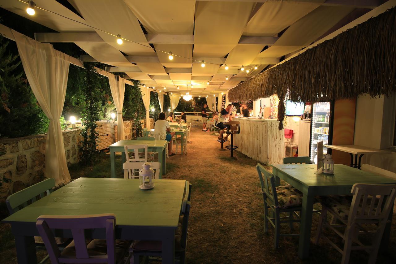Fullmoon Rooms Cesme Exterior photo